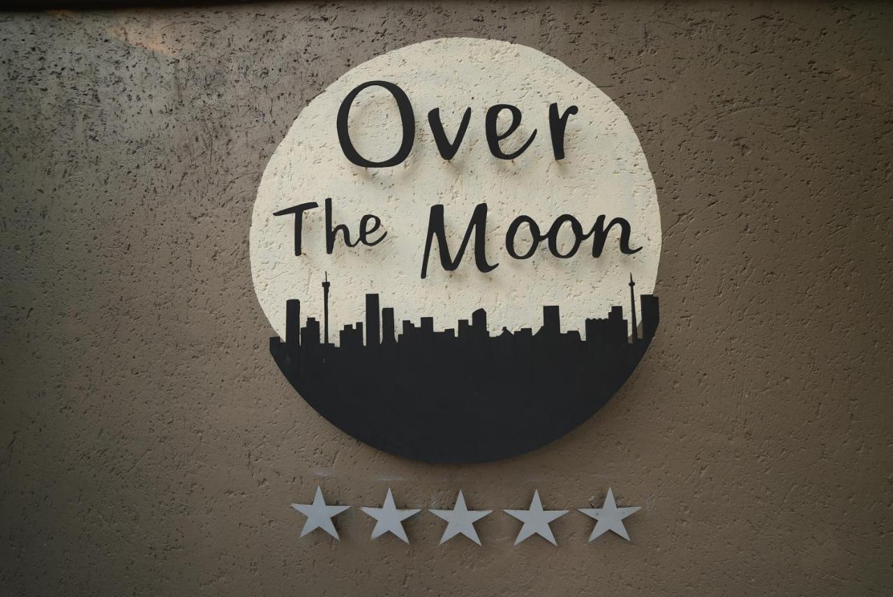 Over The Moon Guesthouse Johannesburg Exteriör bild