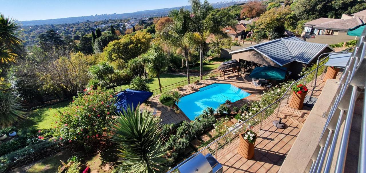 Over The Moon Guesthouse Johannesburg Exteriör bild