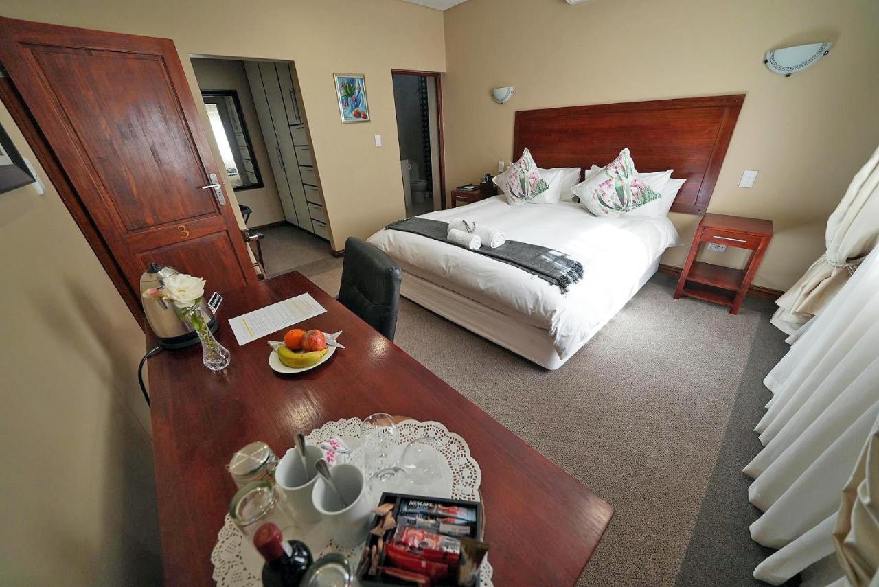 Over The Moon Guesthouse Johannesburg Exteriör bild