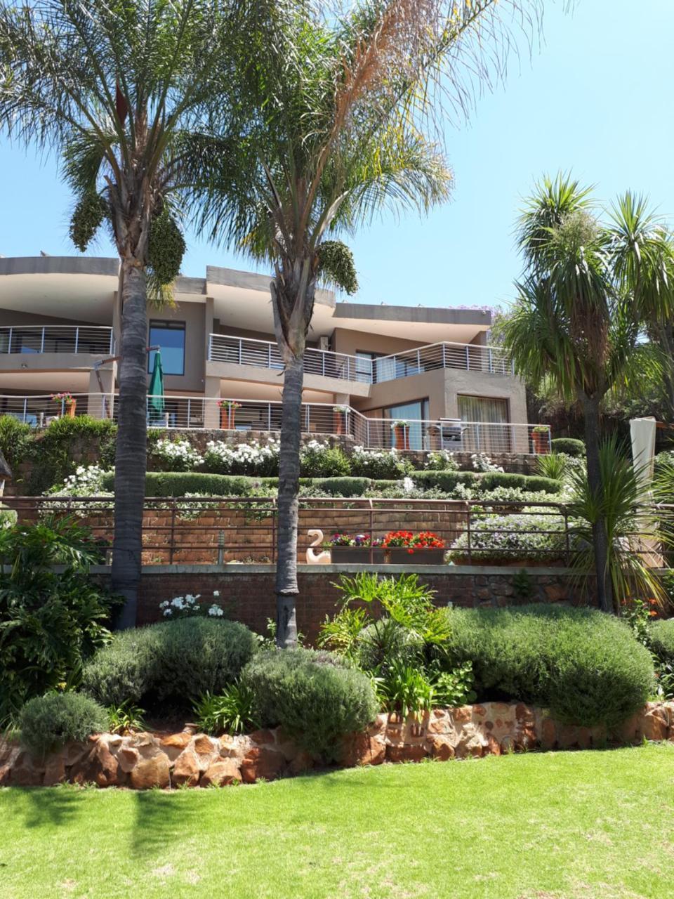 Over The Moon Guesthouse Johannesburg Exteriör bild