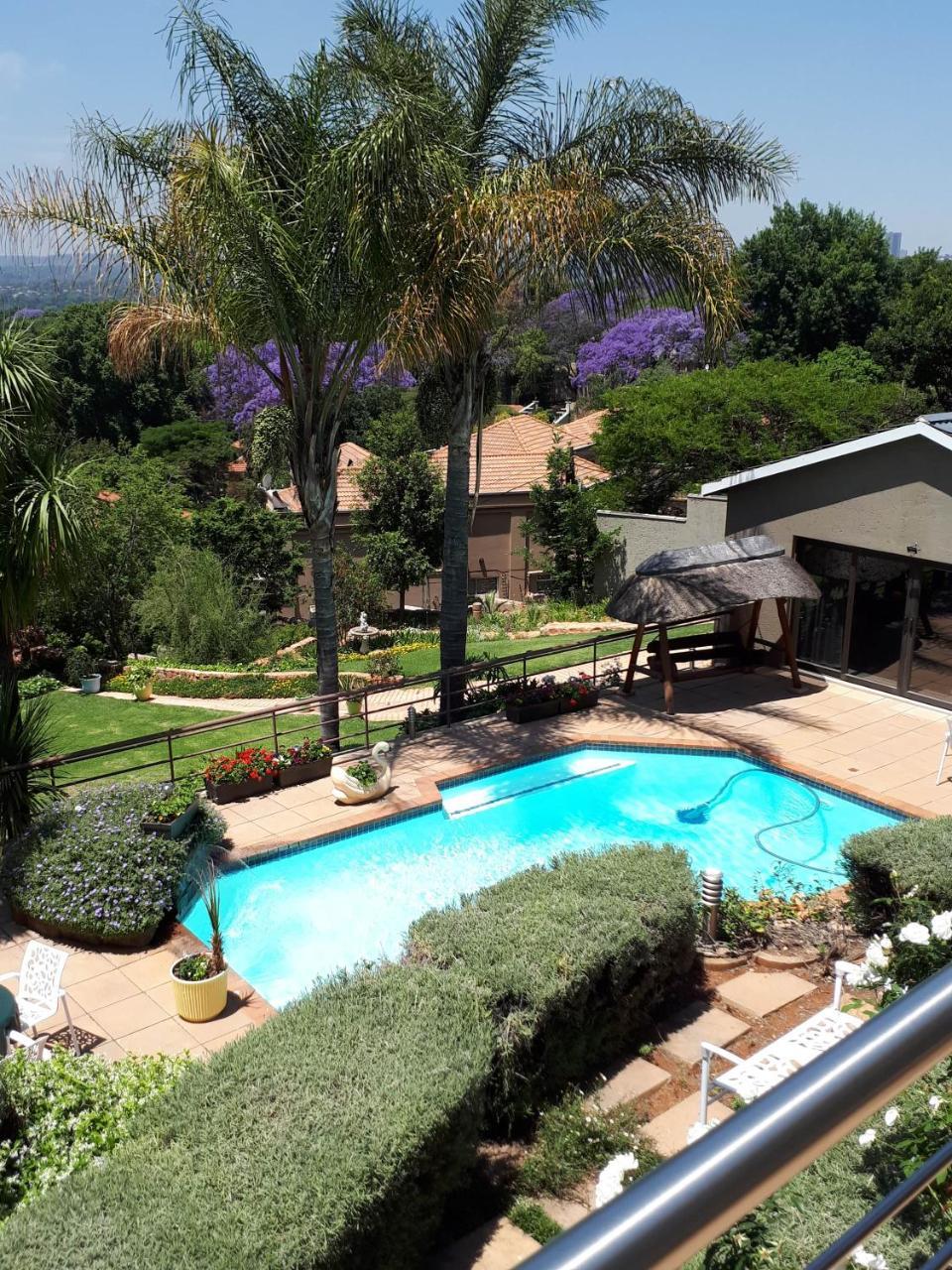 Over The Moon Guesthouse Johannesburg Exteriör bild